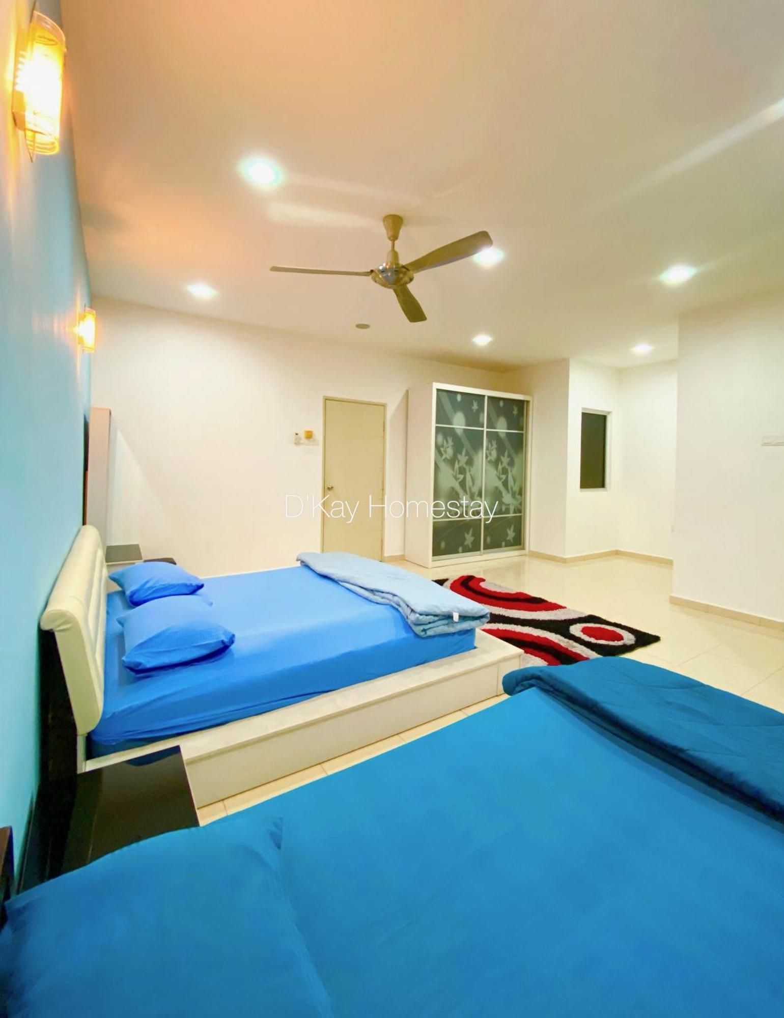 4 Bedrooms Homestay, Fully Aircond In Sendayan By D'Kay Homes I 10-15 Pax เซเรมบัน ภายนอก รูปภาพ