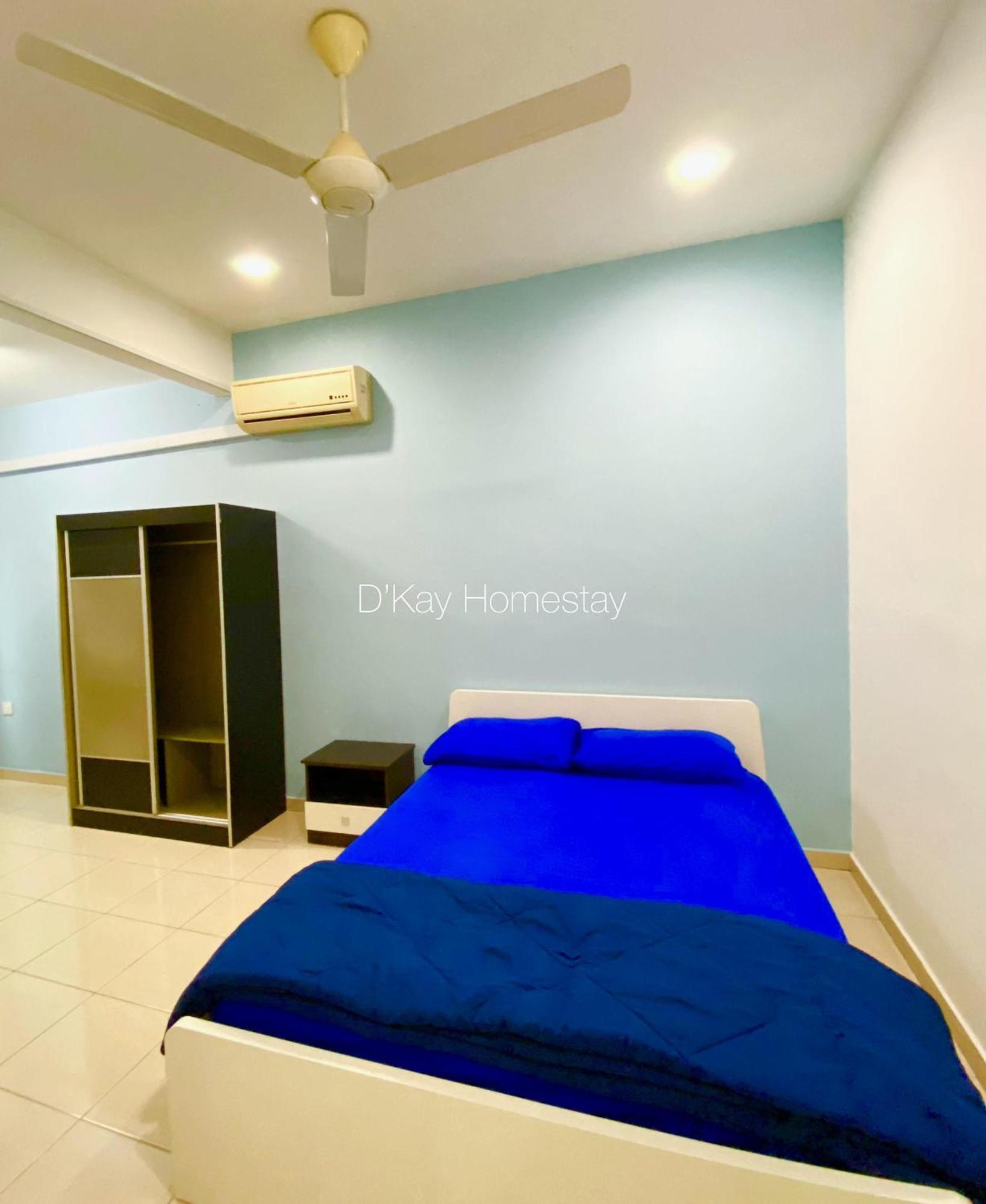 4 Bedrooms Homestay, Fully Aircond In Sendayan By D'Kay Homes I 10-15 Pax เซเรมบัน ภายนอก รูปภาพ